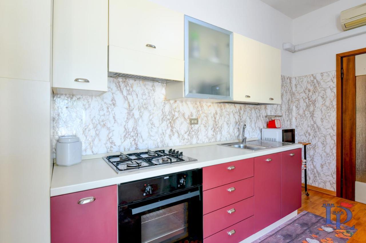 Desenzanoloft Official Partner Marriott Homes & Villas - The Sunflower Front Lake Desenzano del Garda Exteriör bild