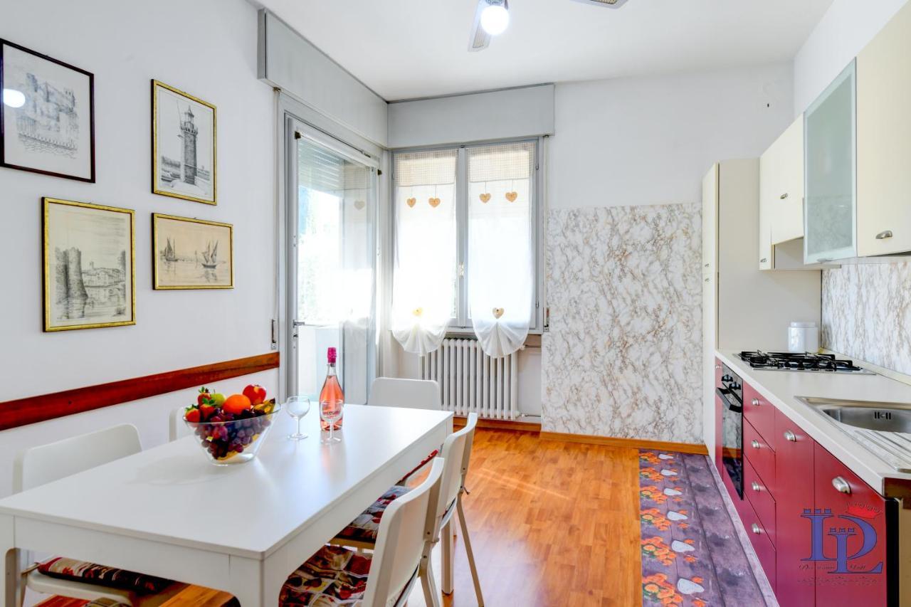 Desenzanoloft Official Partner Marriott Homes & Villas - The Sunflower Front Lake Desenzano del Garda Exteriör bild