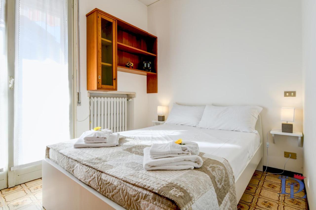 Desenzanoloft Official Partner Marriott Homes & Villas - The Sunflower Front Lake Desenzano del Garda Exteriör bild
