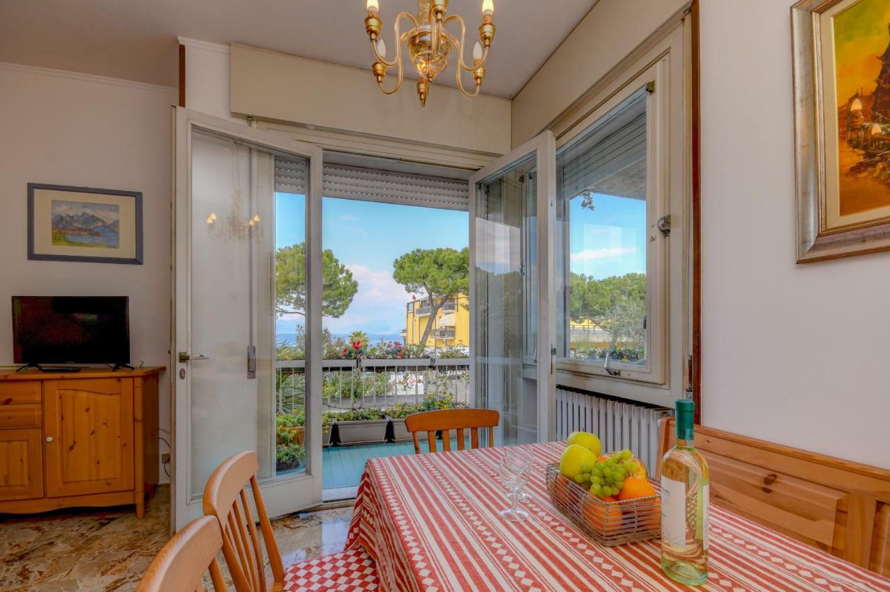 Desenzanoloft Official Partner Marriott Homes & Villas - The Sunflower Front Lake Desenzano del Garda Exteriör bild